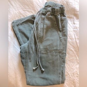 Carly Jean Los Angeles olive green pants size small